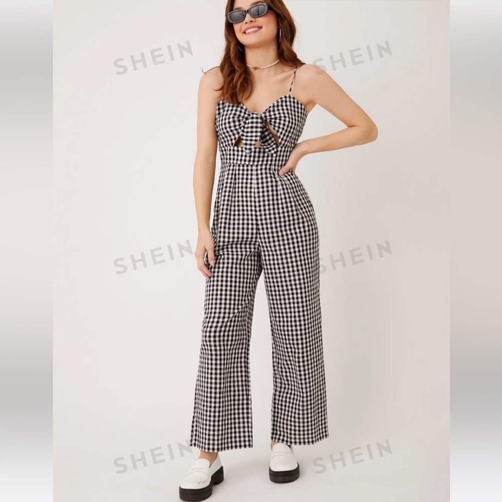 SHEIN Qutie Gingham Tie Front Cami Jumpsuit